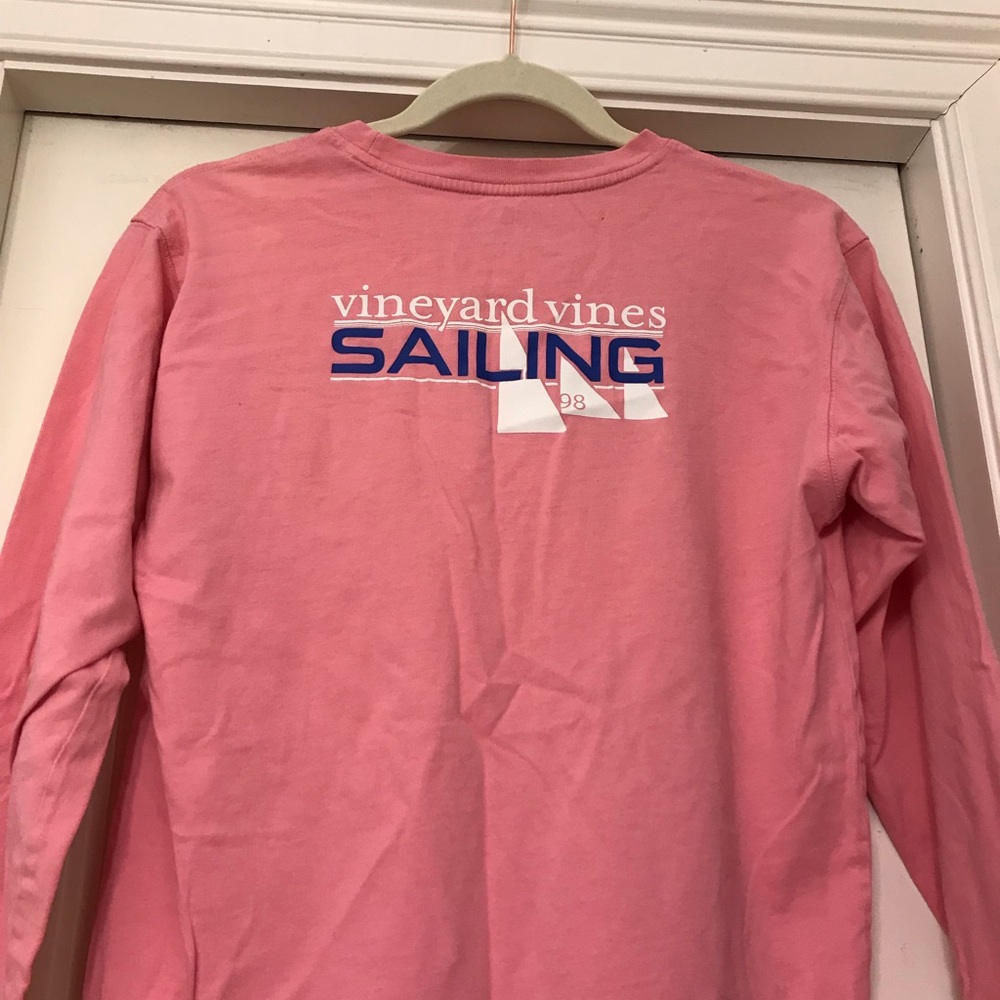 Vineyard Vine t-shirt
